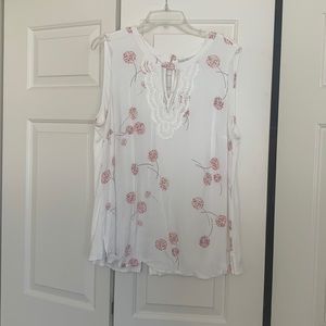 Pale Sky 2x sleeveless top